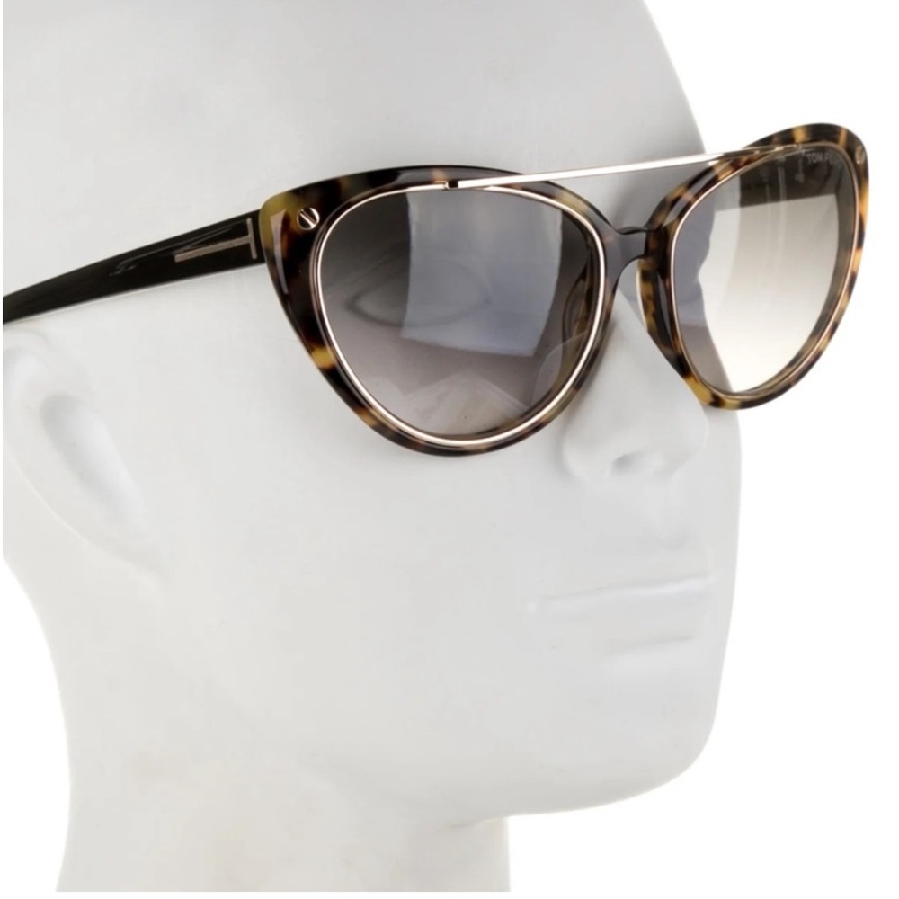 Tom Ford sunglasses 🕶️